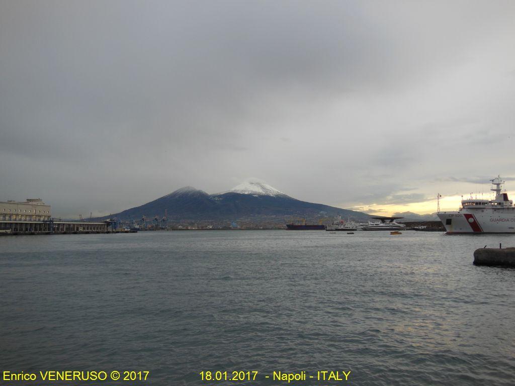 Vesuvio a Gennaio - Vesuvius in january.jpg